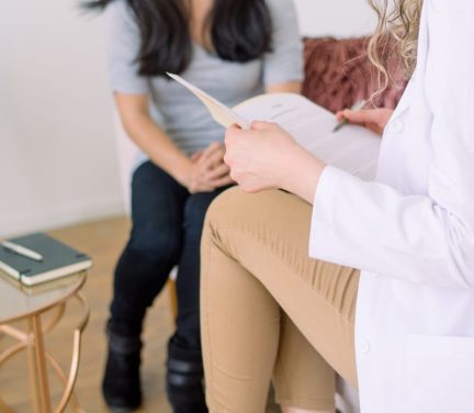 foto doctor en consulta